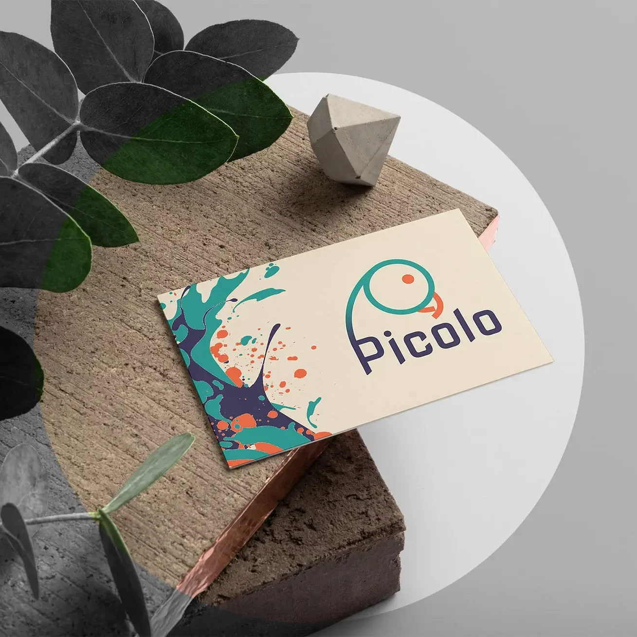 Services 1 Carte de visite avec un logo imaginaire qui sert d'exemple aux services visuels proposés par Spixara